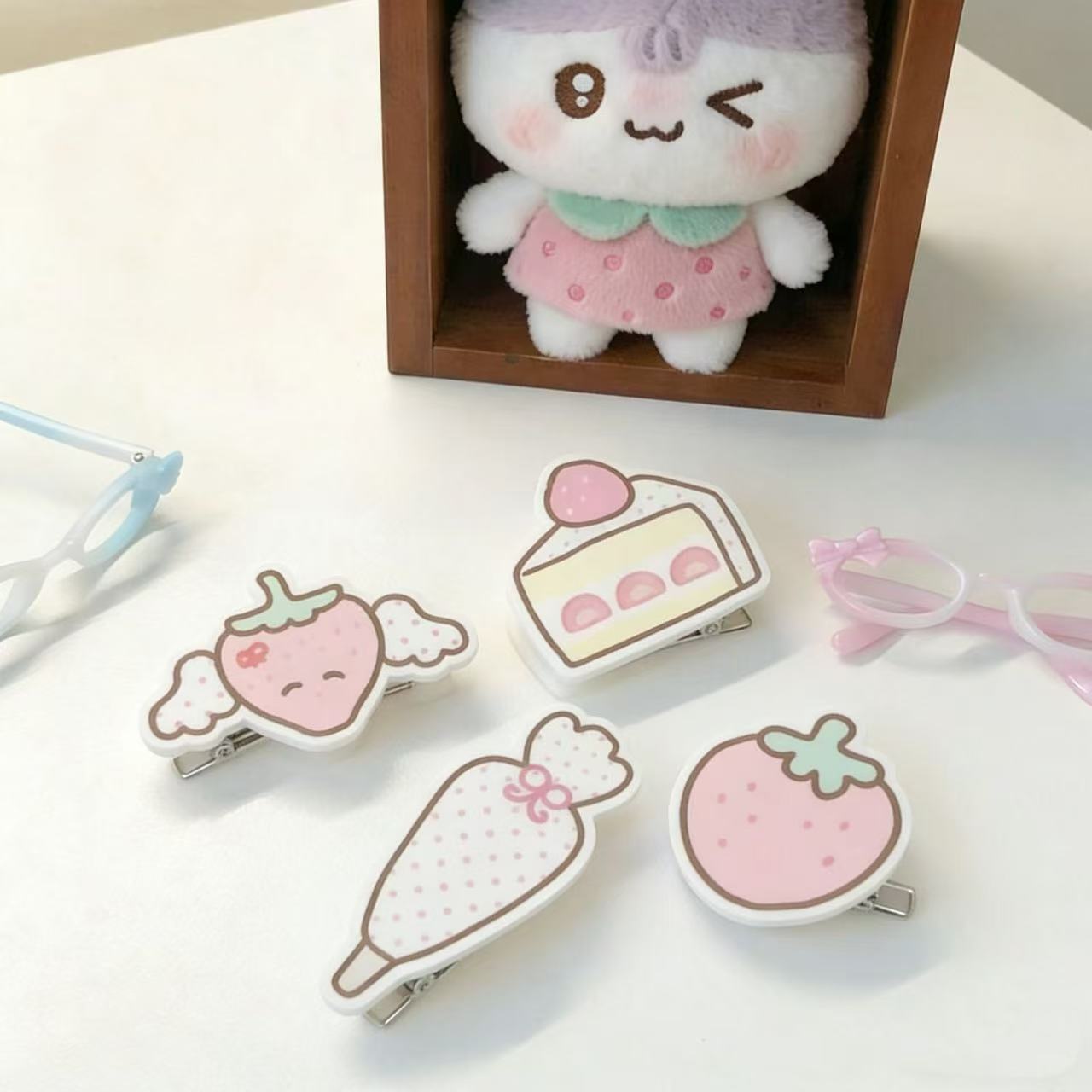 INS Strawberry Cake Hair Clip  - Kids Outdoor Activity Set recension och pris
